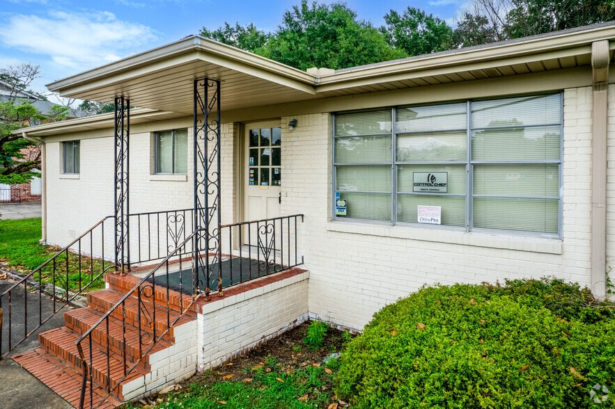 1401 Thompson Cir, Gardendale, AL à vendre - Photo principale – Image 1 sur 24