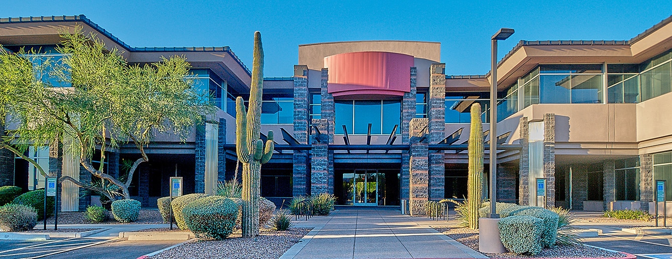 8502 E Princess Dr, Scottsdale, AZ à louer Photo de l’immeuble– Image 1 sur 1