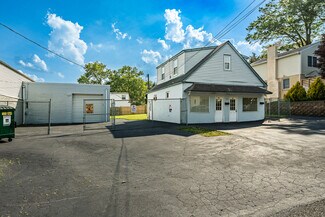 Plus de détails pour 663 Clearview Ave, Trevose, PA - Local d’activités à vendre