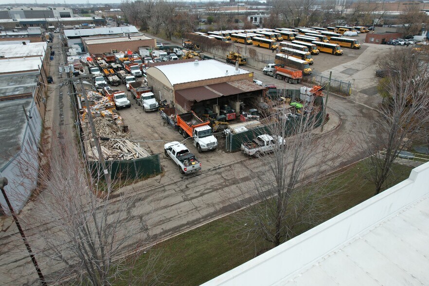 7306 Central Park Ave, Skokie, IL à vendre - Photo de l’immeuble – Image 2 sur 4