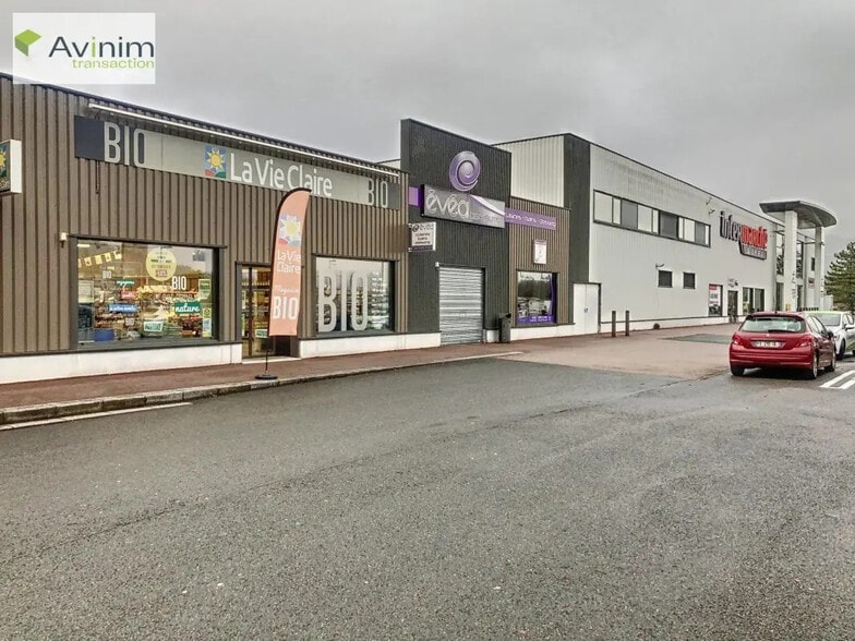 Local commercial dans Remiremont à louer - Photo de l’immeuble – Image 3 sur 8