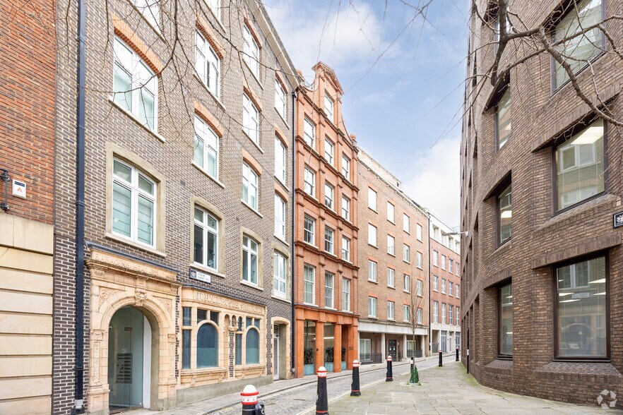 35-37 Cock Ln, Londres à louer - Photo de l’immeuble – Image 2 sur 3
