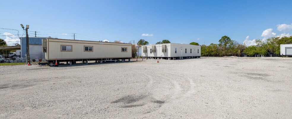 5565 Korbin Ave, Rockledge, FL à louer - Photo de l’immeuble – Image 3 sur 4