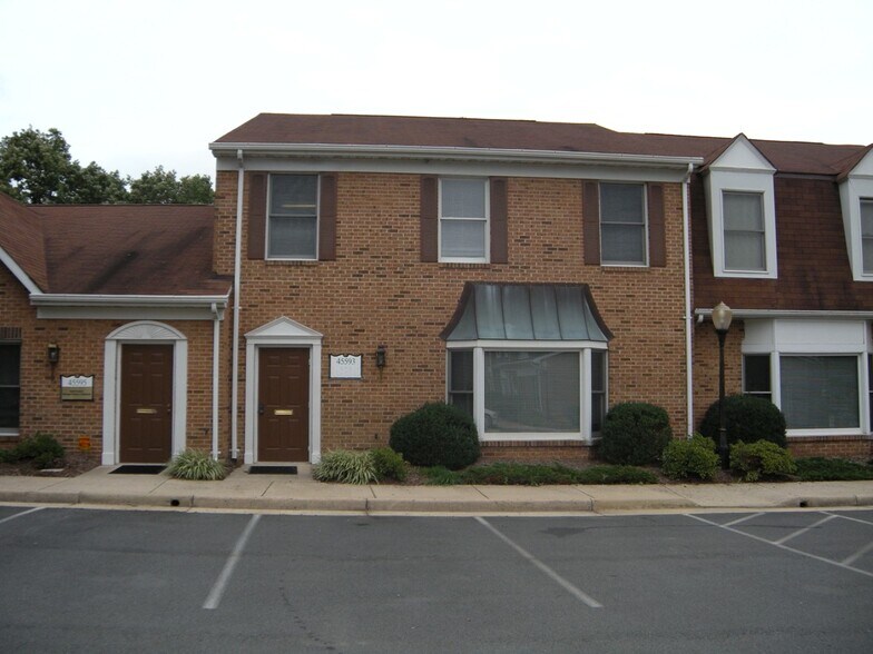 45571-45595 Shepard Dr, Sterling, VA à vendre - Photo de l’immeuble – Image 3 sur 31