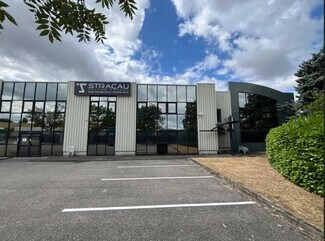 Plus de détails pour 23-33 Rue Des Freres Lumiere, Genas - Bureau, Local d'activités à louer