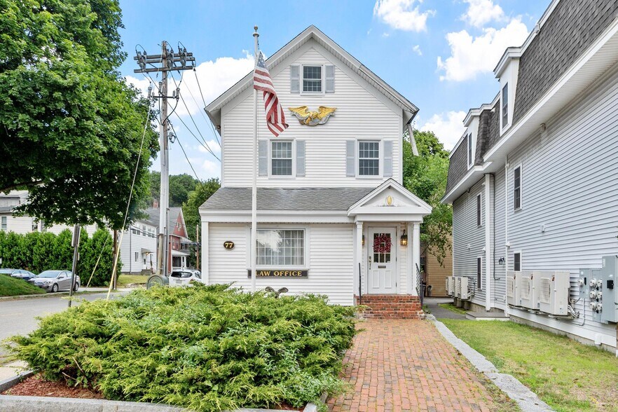 77 Merriam Ave, Leominster, MA à vendre - Photo principale – Image 1 sur 20