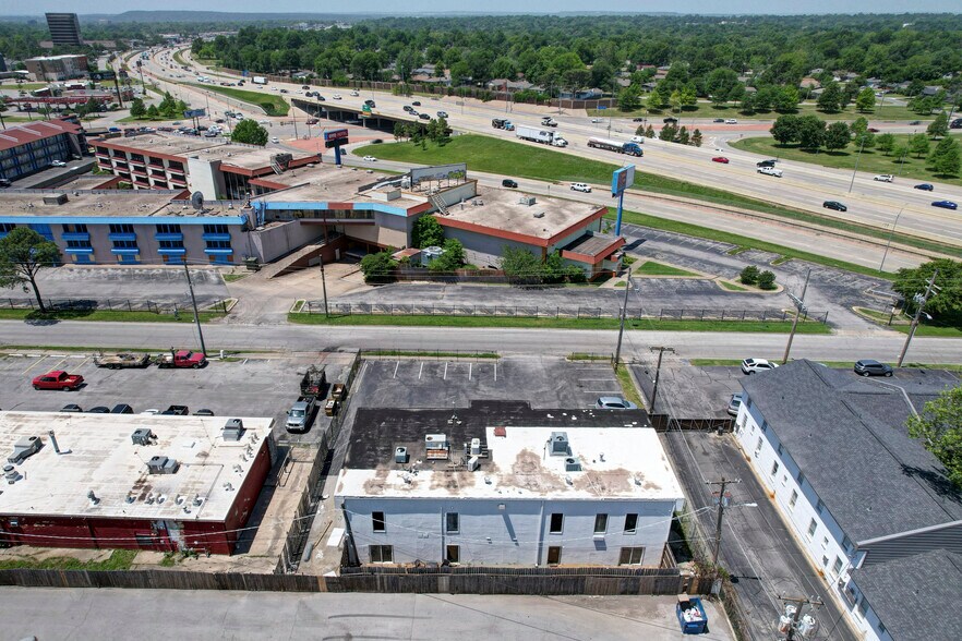4641 S Braden Ave, Tulsa, OK à vendre - Photo de l’immeuble – Image 3 sur 14