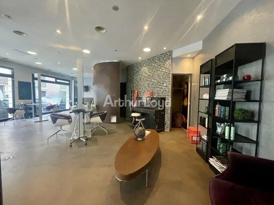 Local commercial dans Reims à louer Hall d’entrée– Image 1 sur 6