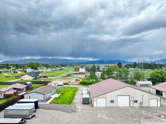 Plus de détails pour 83 Sweebee Ln, Columbia Falls, MT - Logement à vendre