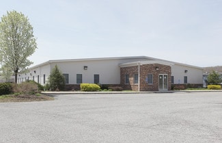 Plus de détails pour 4200 Industrial Park Dr, Altoona, PA - Bureau à vendre