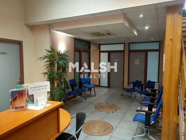 Bureau dans Lyon à louer - Hall d’entrée – Image 3 sur 8