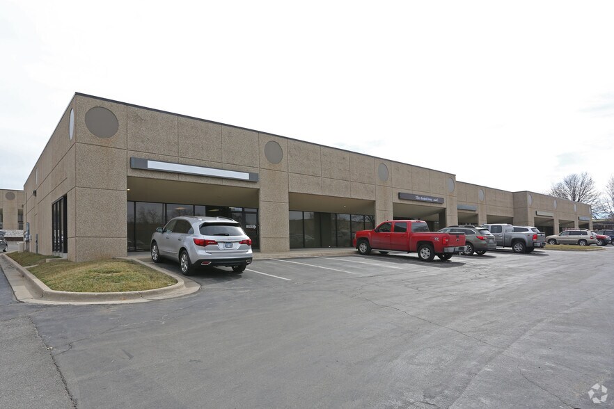 14631-14651 W 95th St, Lenexa, KS à louer - Photo principale – Image 3 sur 45