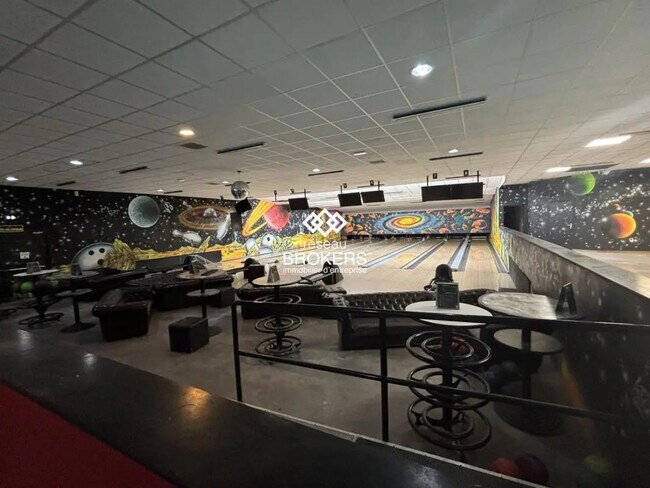 Plus de détails pour Local d’activités à vendre