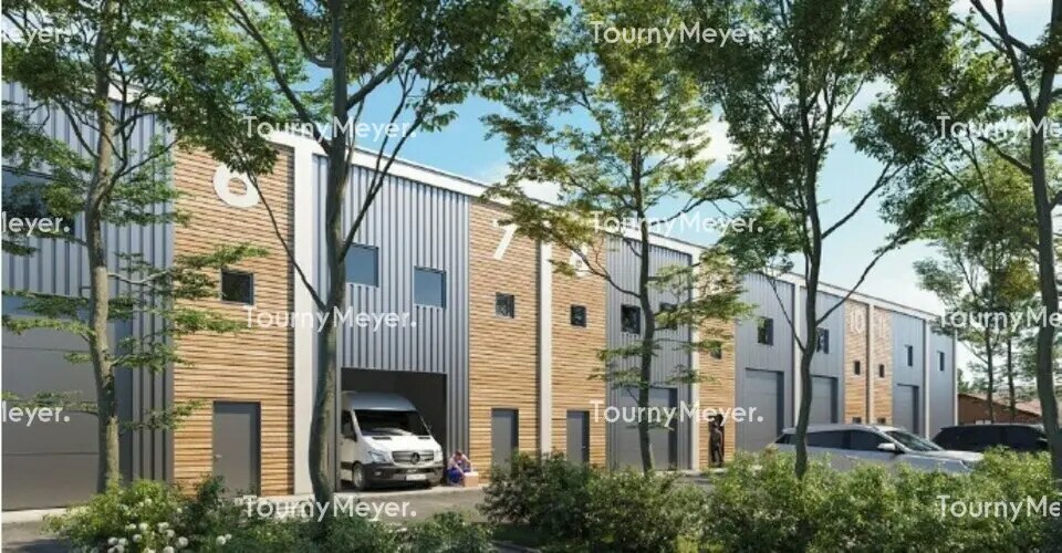 Local d'activités dans Saint-Vincent-de-Tyrosse à vendre - Photo de l’immeuble – Image 3 sur 5