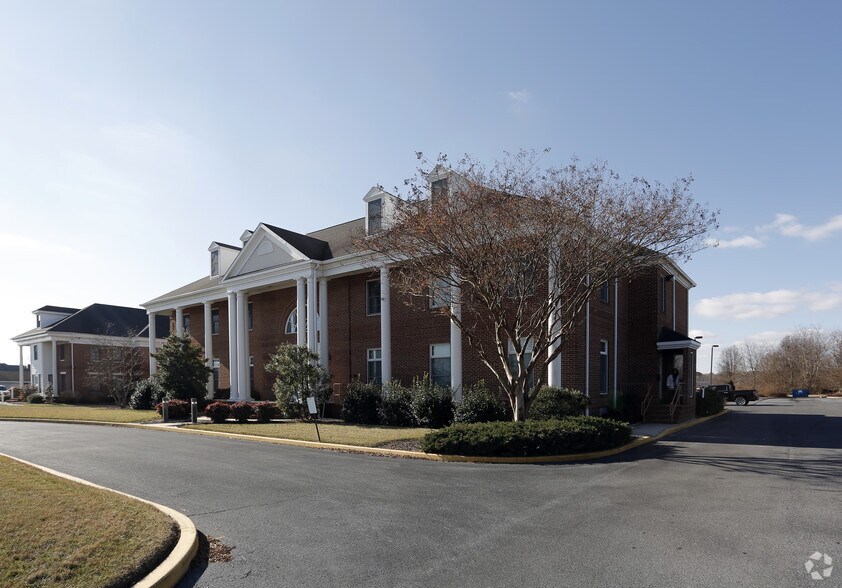 742 Sussex Ave, Seaford, DE à vendre - Photo de l’immeuble – Image 2 sur 2