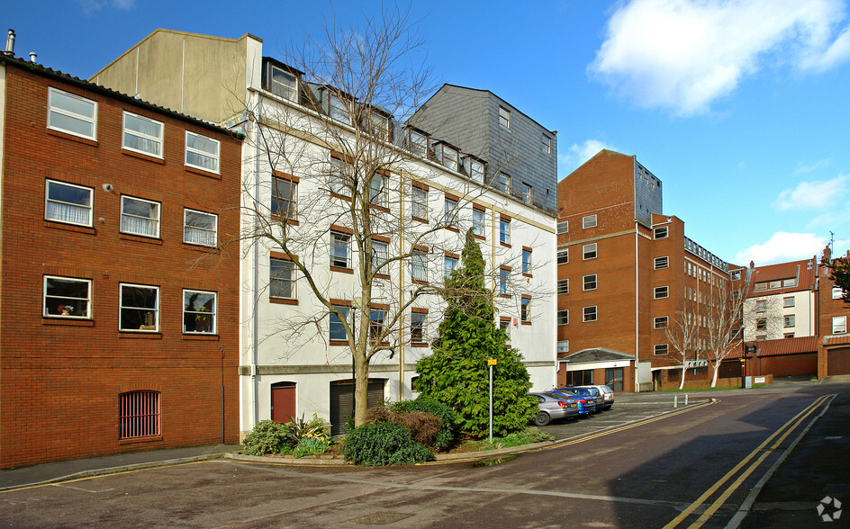 Wapping Rd, Bristol à louer - Photo de l’immeuble – Image 2 sur 8