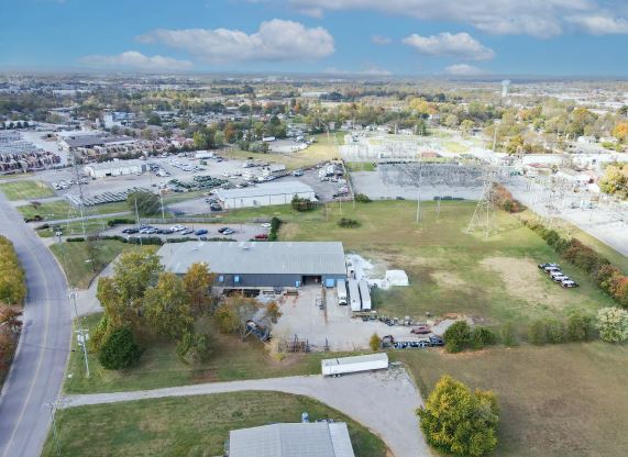 824 Industrial Dr, Murfreesboro, TN à vendre - Photo de l’immeuble – Image 3 sur 5