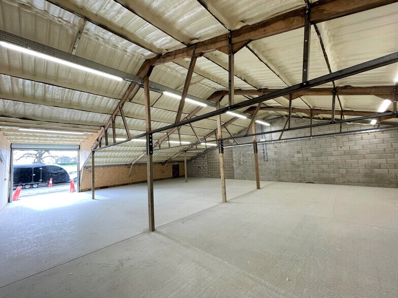 4-4F Billingshurst Rd, Coolham à louer - Photo de l’immeuble – Image 3 sur 8
