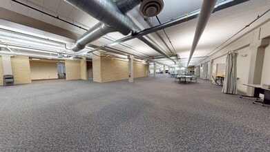 1233 Janesville Ave, Fort Atkinson, WI à louer Photo intérieure– Image 2 sur 21