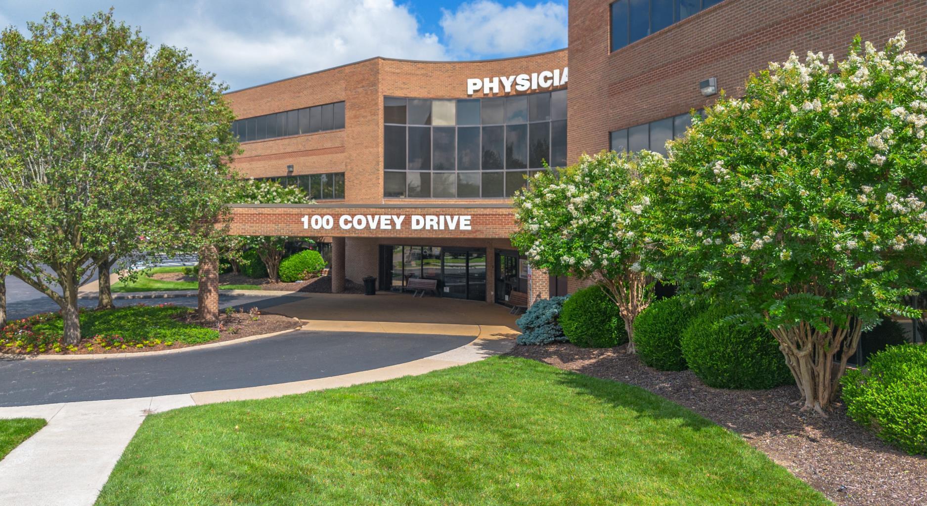 100 Covey Dr, Franklin, TN à louer Photo principale– Image 1 sur 8