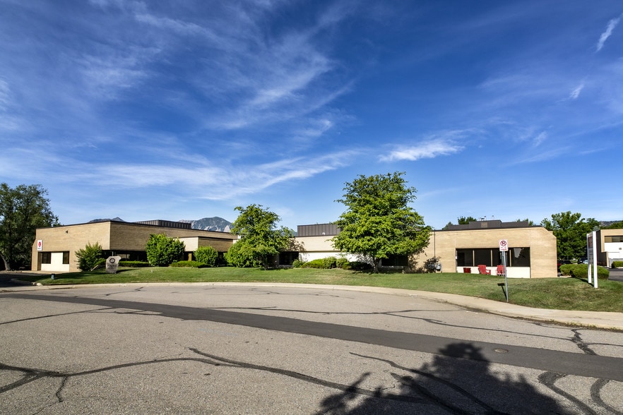 2905 Center Green Ct, Boulder, CO à vendre - Photo de l’immeuble – Image 2 sur 11