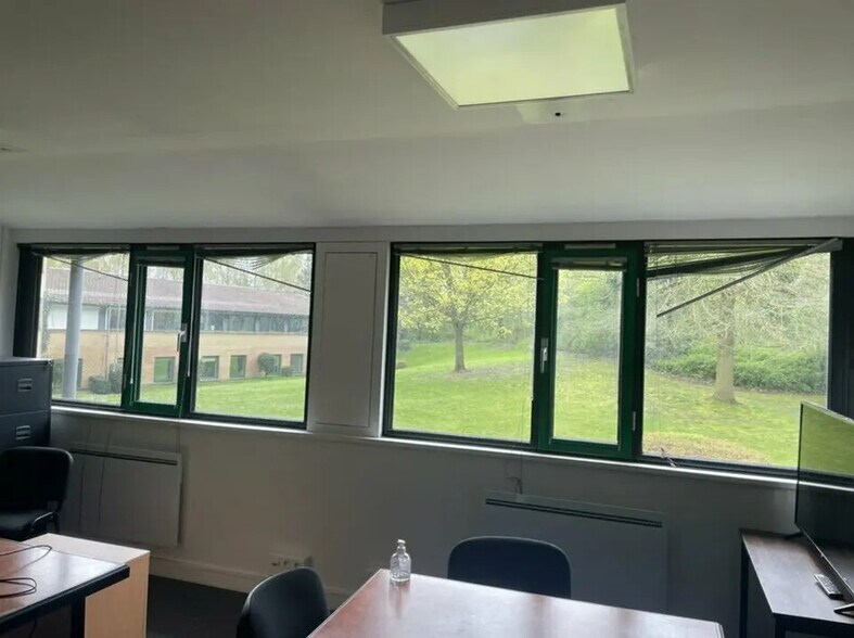 Bureau dans VILLENEUVE-D'ASCQ à louer - Photo de l’immeuble – Image 3 sur 4