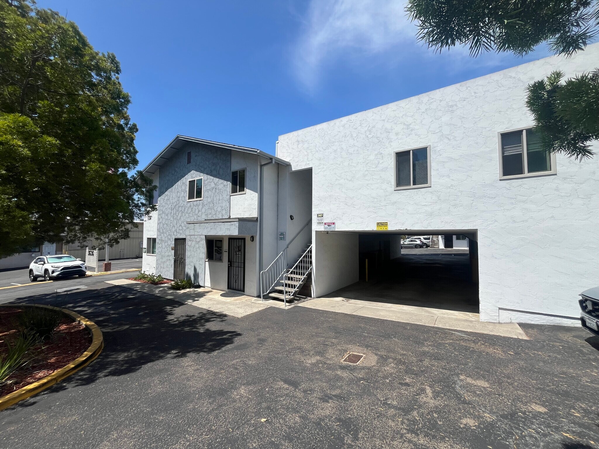 3654-3660 Ruffin Rd, San Diego, CA à louer Photo de l’immeuble– Image 1 sur 17