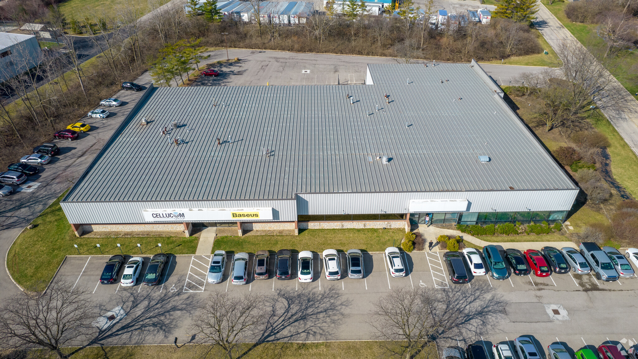 4340-4344 Lyman Dr, Hilliard, OH à louer Photo de l’immeuble– Image 1 sur 5