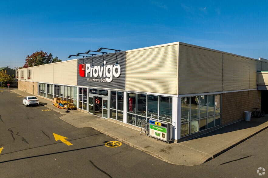 515 Boul Lacombe, Repentigny, QC à louer - Photo principale – Image 1 sur 8