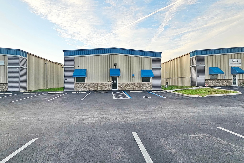 705 S Easy St, Lecanto, FL à louer Photo de l’immeuble– Image 1 sur 19