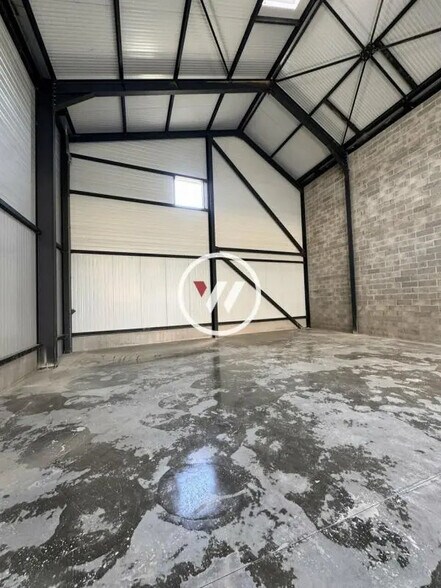 Local d’activités dans Groslay à louer - Photo intérieure – Image 2 sur 5