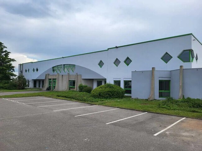 Plus de détails pour Bureau, Industriel/Logistique à louer