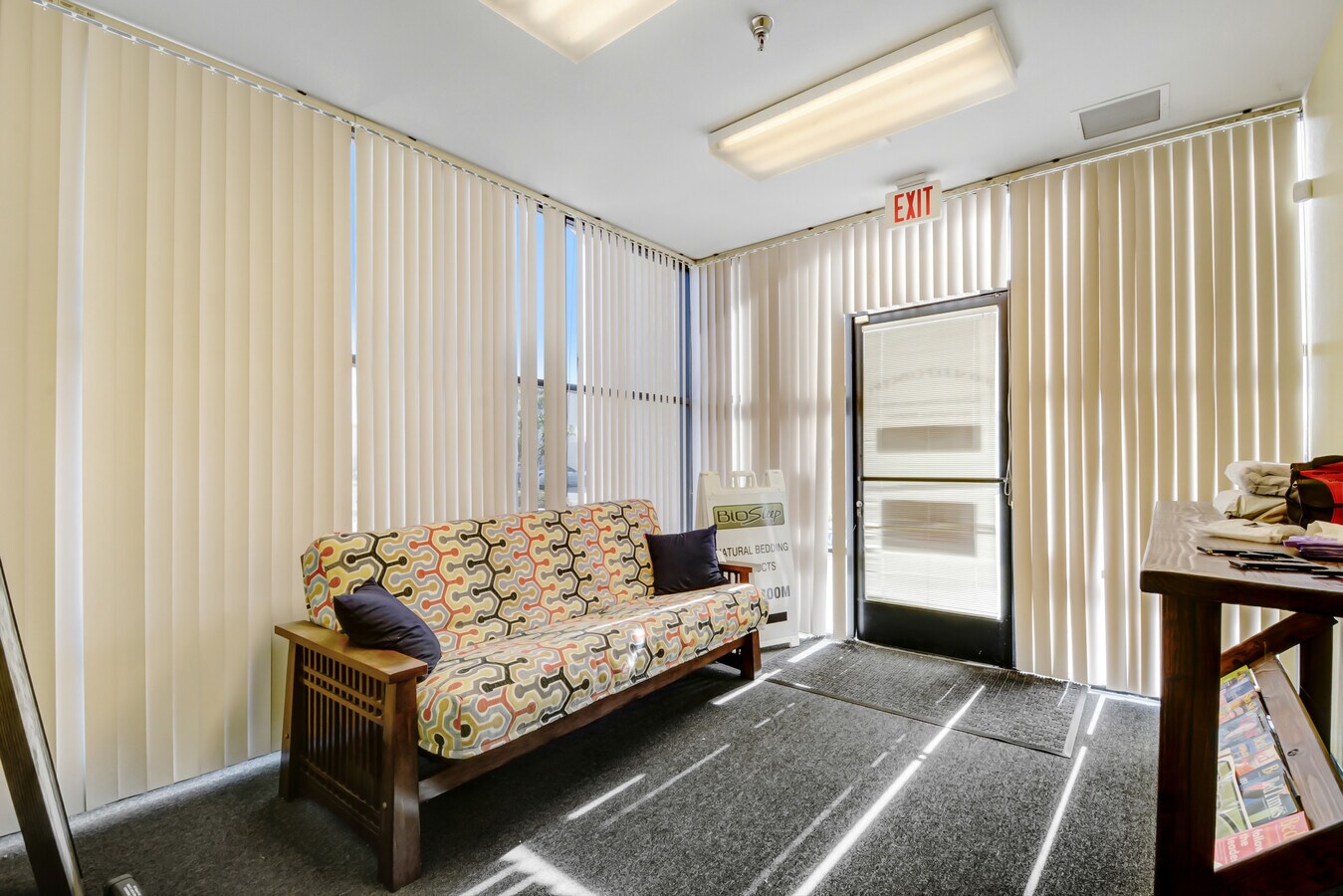 7197 Old 215 Frontage Rd, Riverside, CA 92507 - Lot 7197 -  - Photo intérieure - Image 1 of 8