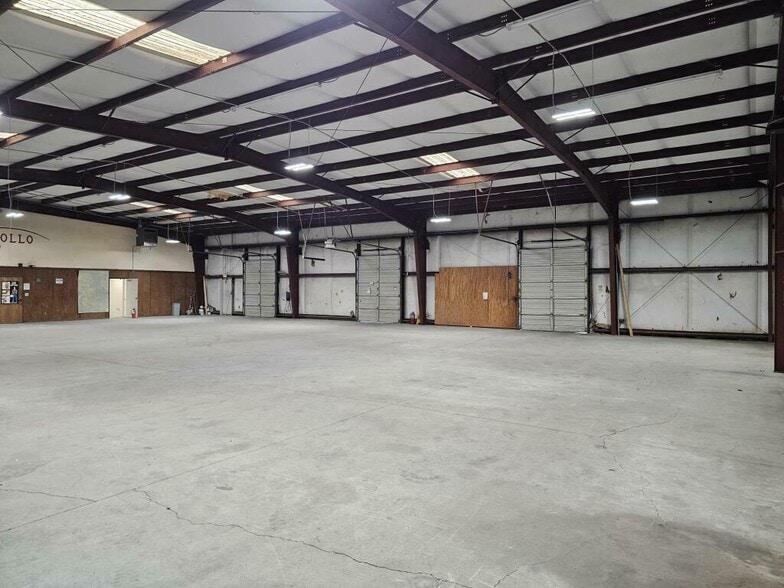 6740 Tribble St, Lithonia, GA à vendre - Photo intérieure – Image 3 sur 4