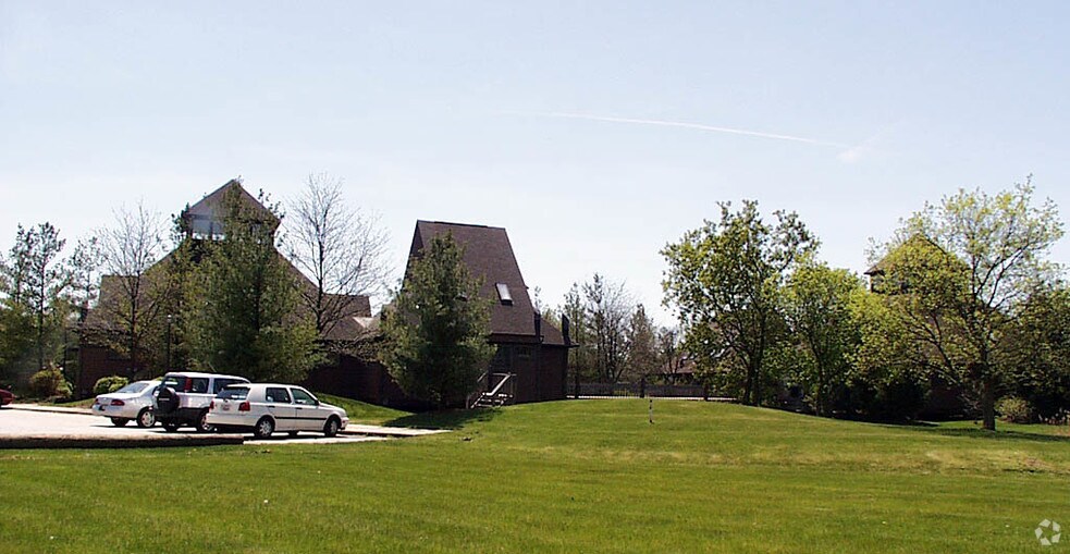 150 N Miller Rd, Akron, OH à louer - Autre – Image 3 sur 36