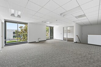 11555 Sorrento Valley Rd, San Diego, CA à louer Photo intérieure– Image 2 sur 11