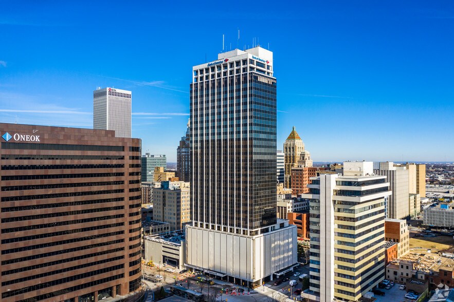 15 W 6th St, Tulsa, OK à louer - Photo de l’immeuble – Image 2 sur 13
