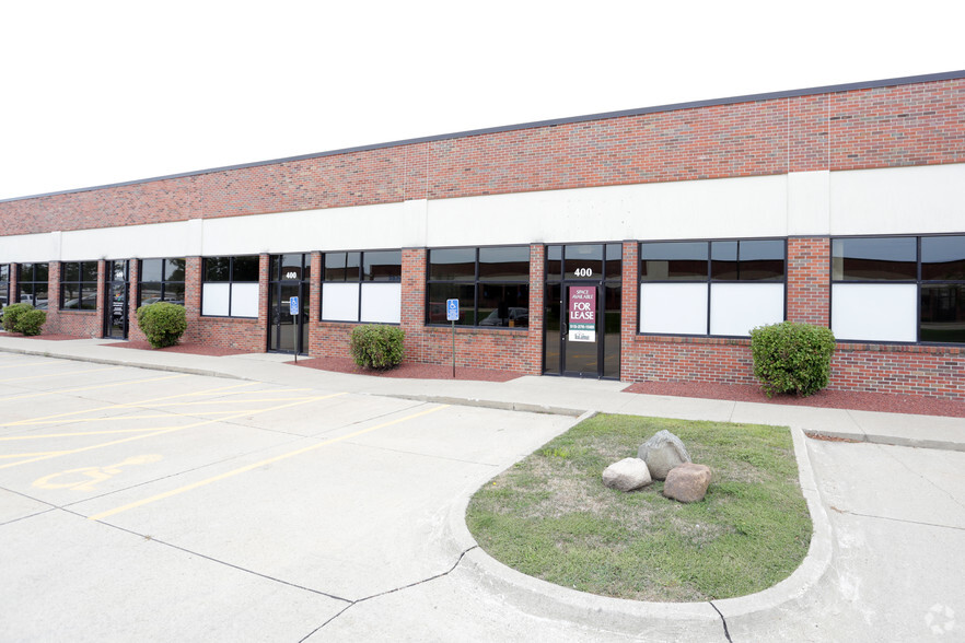 3100 SE Grimes Blvd, Grimes, IA à louer - Photo de l’immeuble – Image 2 sur 26