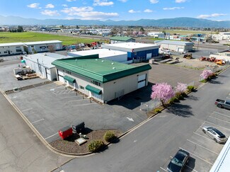 Plus de détails pour 6062-6068 Crater Lake Ave, Central Point, OR - Industriel/Logistique à vendre