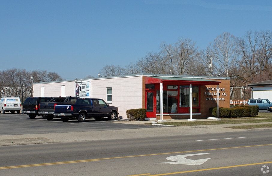 745 N Bechtle Ave, Springfield, OH à vendre - Photo principale – Image 1 sur 3