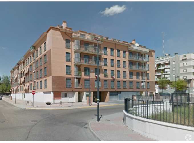 Immeuble residentiel dans Cuéllar, Segovia à vendre Photo principale– Image 1 sur 2