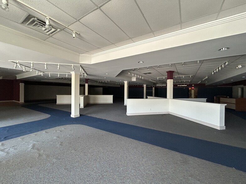 5510 Franklin St, Michigan City, IN à louer - Photo intérieure – Image 3 sur 10