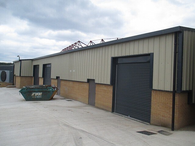 Thorncliffe Rd, Bradford à louer - Photo principale – Image 1 sur 6
