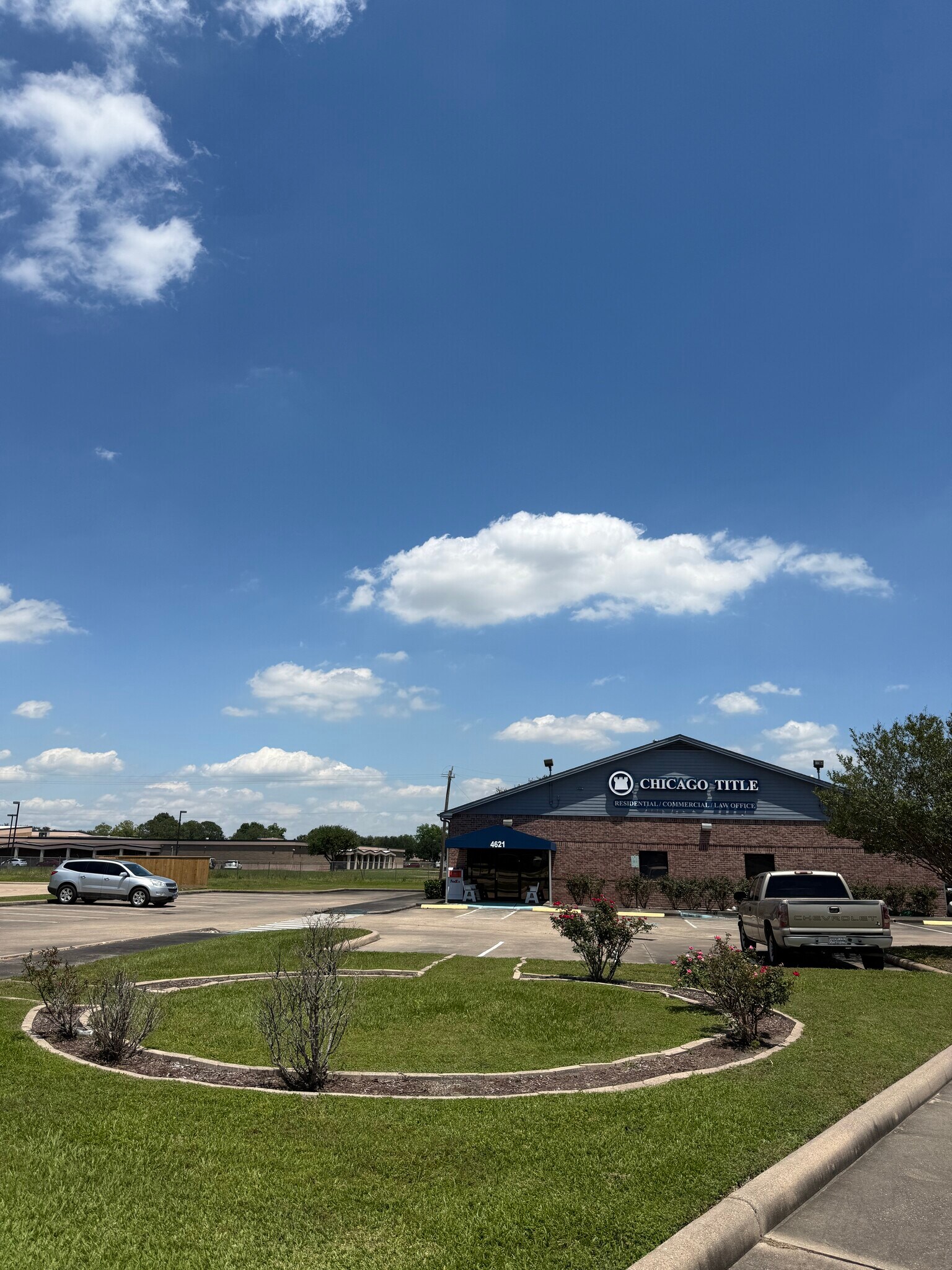 4621 Center St, Deer Park, TX à louer Photo de l’immeuble– Image 1 sur 11