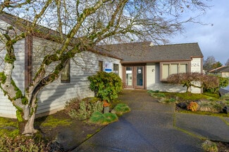 Plus de détails pour 504 Villa Rd, Newberg, OR - Bureau à vendre