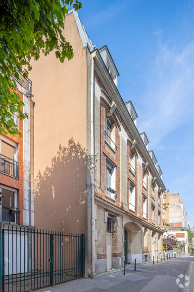 Bureau dans Paris à louer - Photo de l’immeuble – Image 2 sur 2