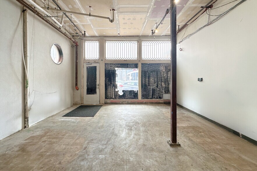 747 Saint Charles Ave, New Orleans, LA à louer - Photo de l’immeuble – Image 3 sur 6