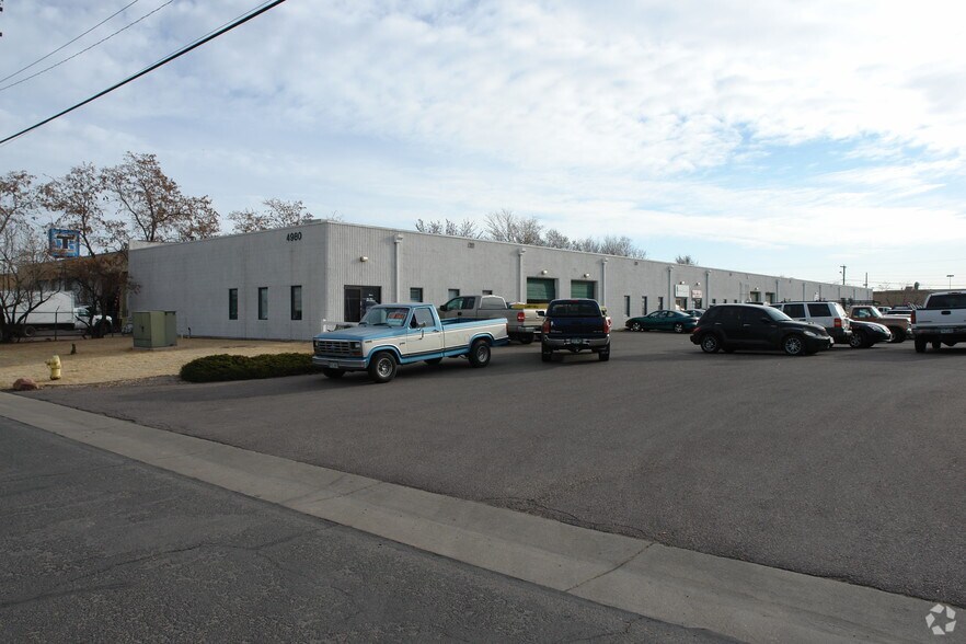 4970-4980 Monaco St, Commerce City, CO à louer - Photo de l’immeuble – Image 3 sur 3