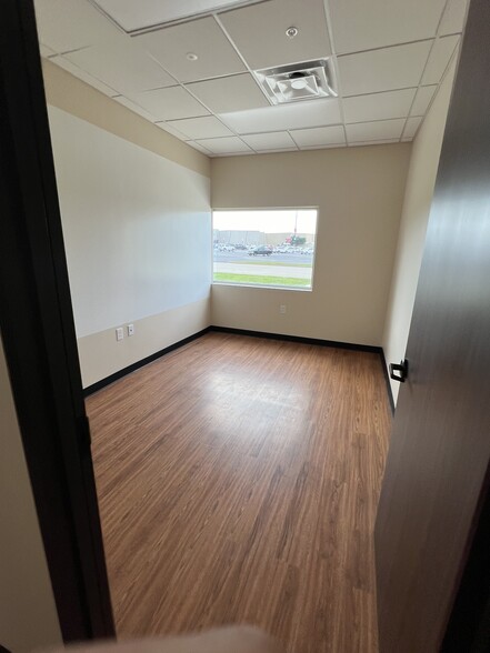 25140 Kingsland, Katy, TX à louer - Photo de l’immeuble – Image 2 sur 13