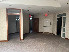 2080 Linglestown Rd, Harrisburg, PA à louer Photo intérieure– Image 1 sur 6